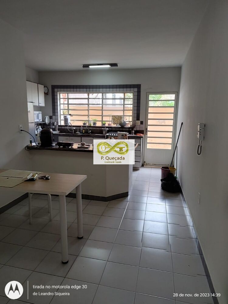 Casa, 3 quartos, 286 m² - Foto 9