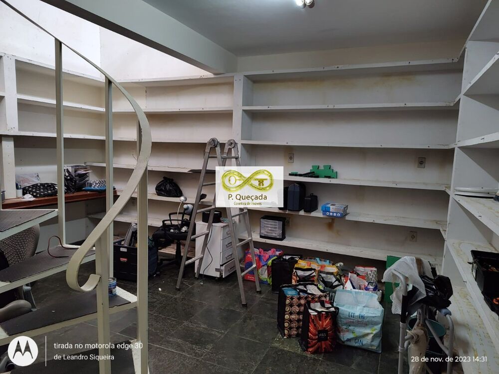 Casa, 3 quartos, 286 m² - Foto 31