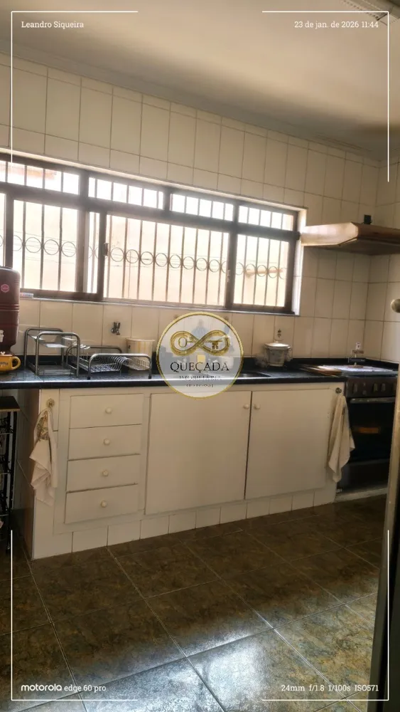 Casa, 3 quartos, 196 m² - Foto 6