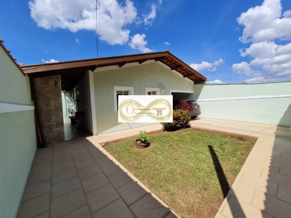 Casa, 3 quartos, 177 m² - Foto 1
