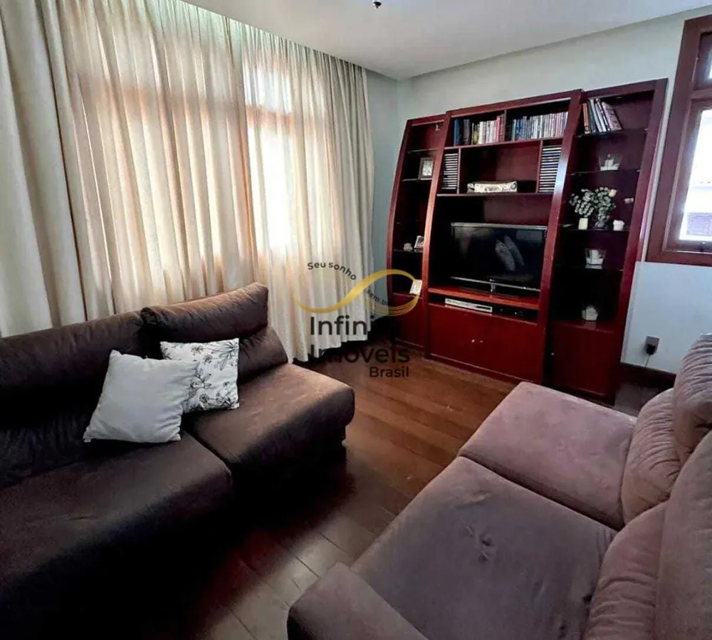 Casa, 4 quartos, 481 m² - Foto 1