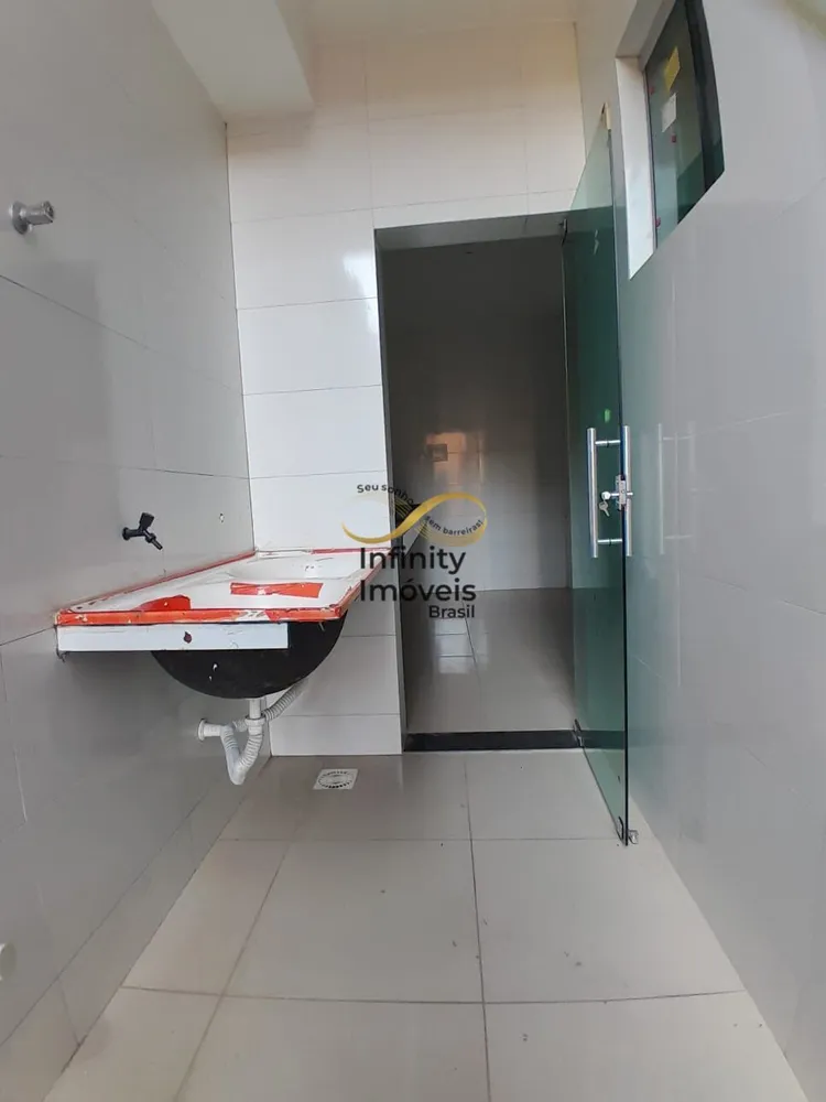 Casa, 5 quartos, 230 m² - Foto 4