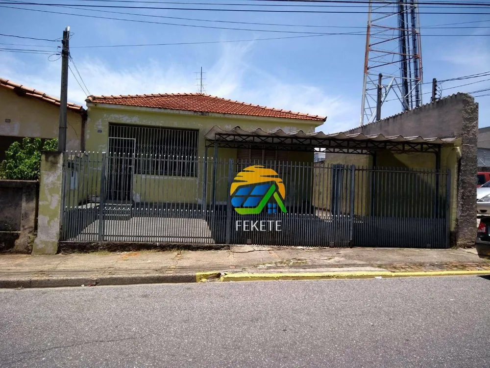 Casa, 4 quartos, 180 m² - Foto 1