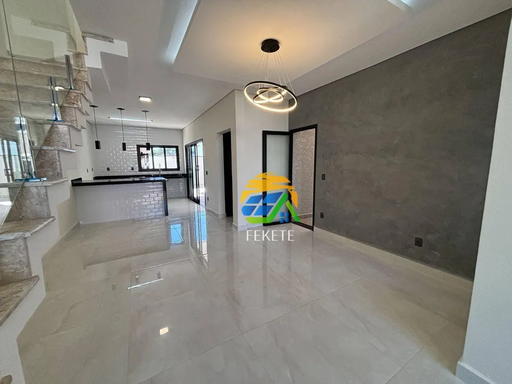 Sobrado, 3 quartos, 190 m² - Foto 1