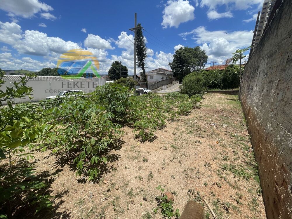 Terreno à venda, 300M2 - Foto 1