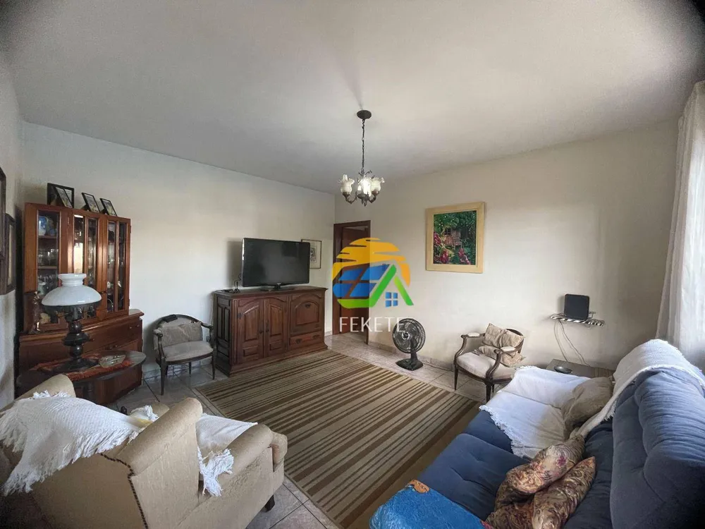 Casa, 4 quartos, 221 m² - Foto 3