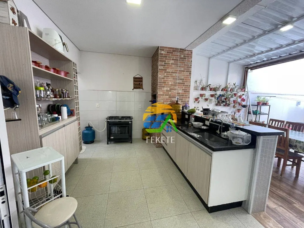 Casa, 3 quartos, 170 m² - Foto 13