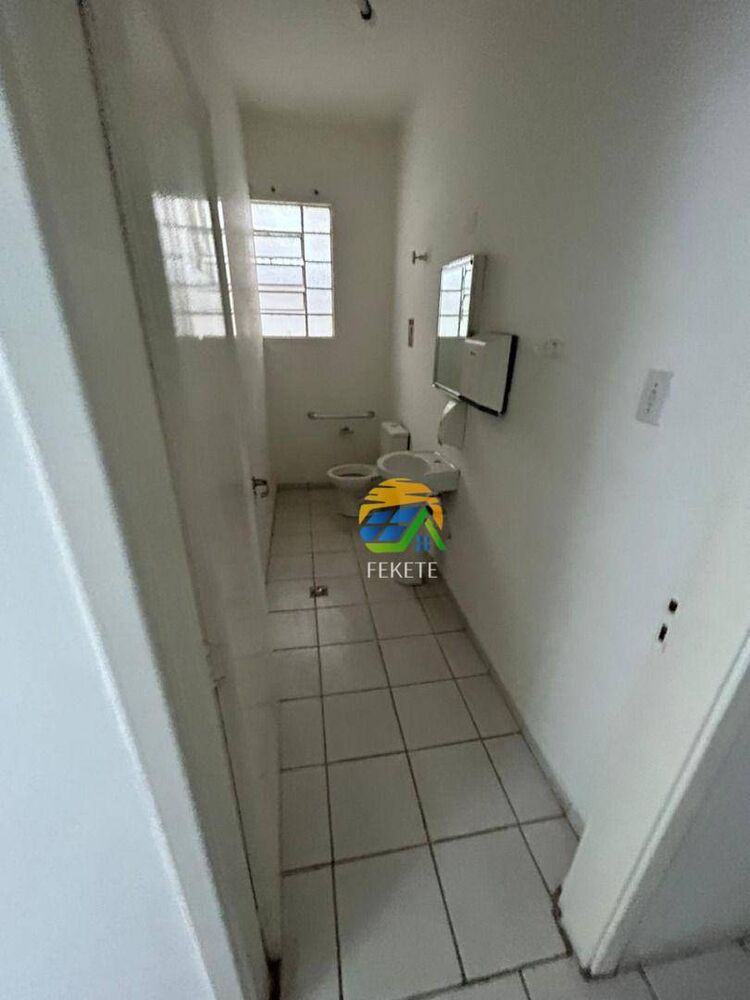 Casa à venda com 4 quartos, 329m² - Foto 5