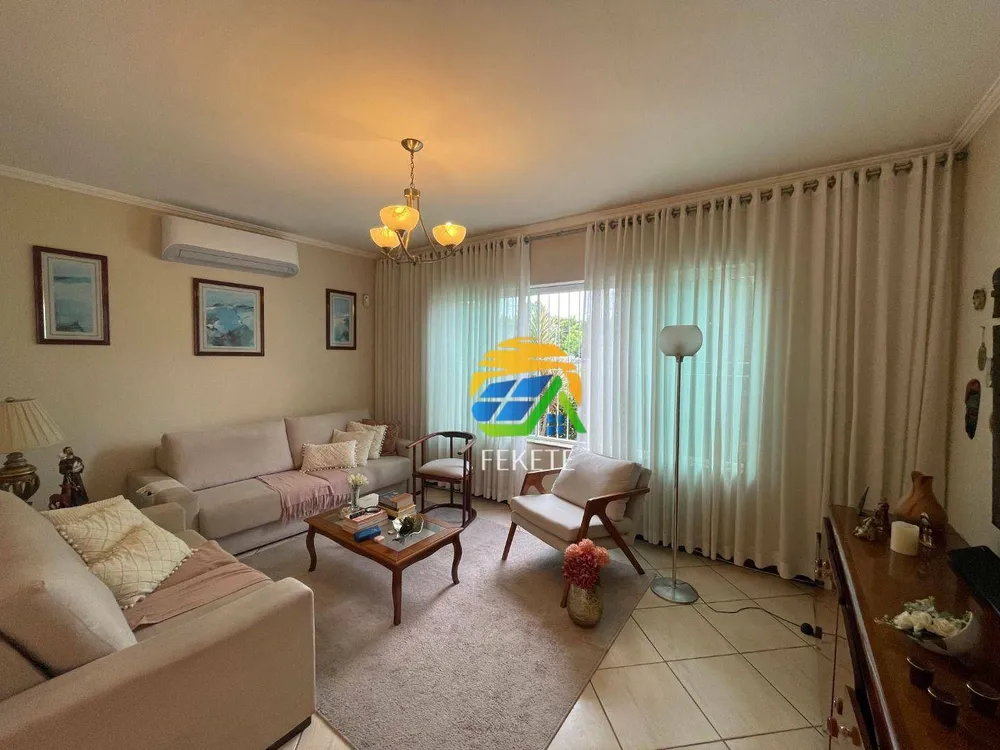 Casa, 3 quartos, 187 m² - Foto 2