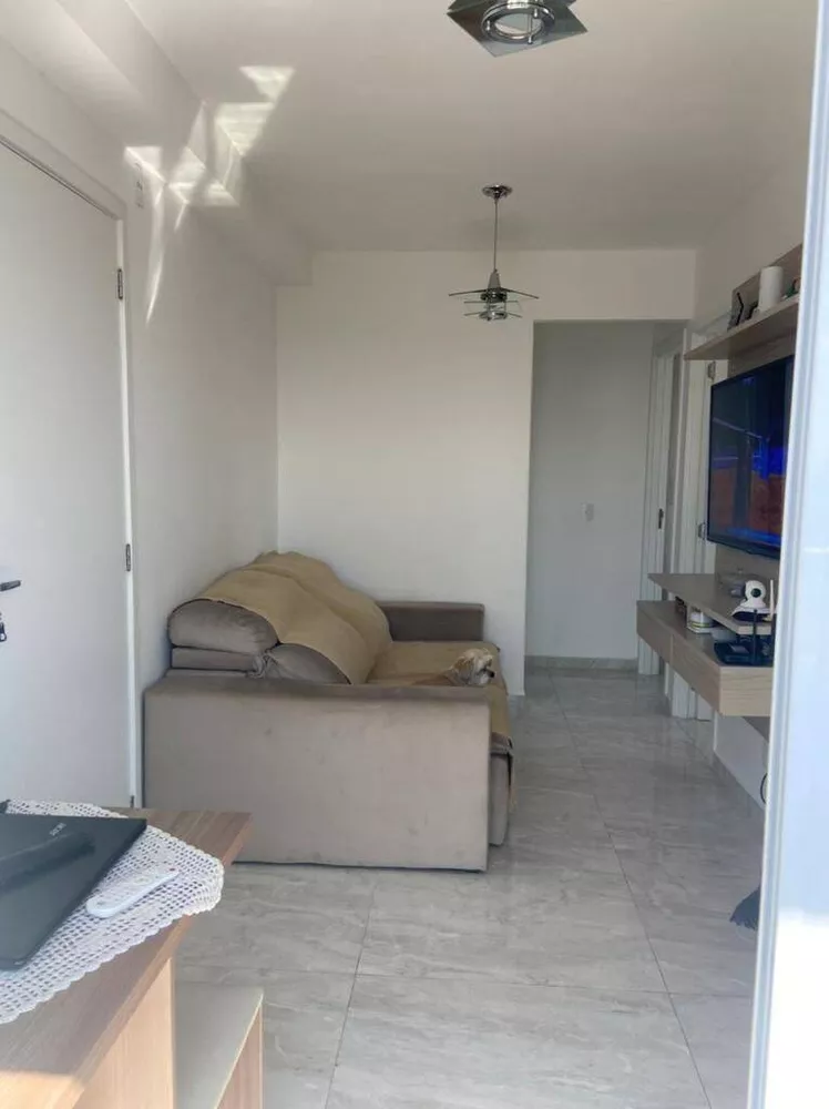 Apartamento à venda com 2 quartos, 39m² - Foto 2