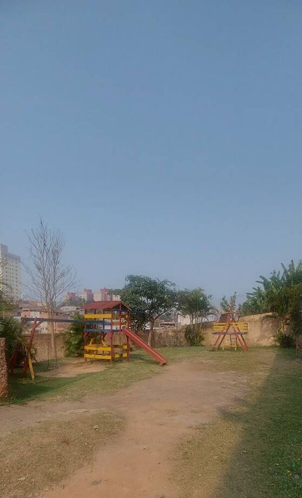 Casa à venda com 2 quartos, 49m² - Foto 3