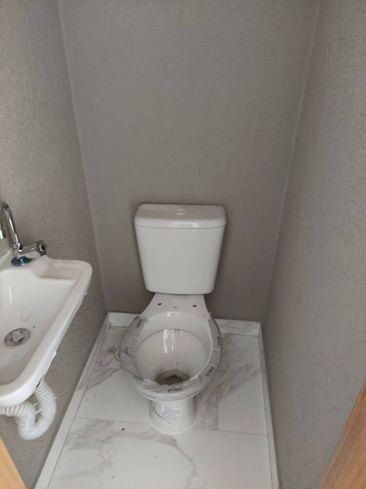 Casa à venda com 3 quartos, 108m² - Foto 3