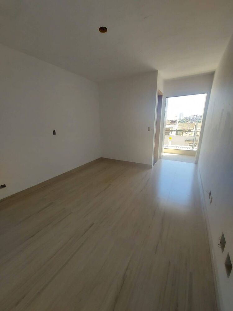 Casa à venda com 3 quartos, 108m² - Foto 7