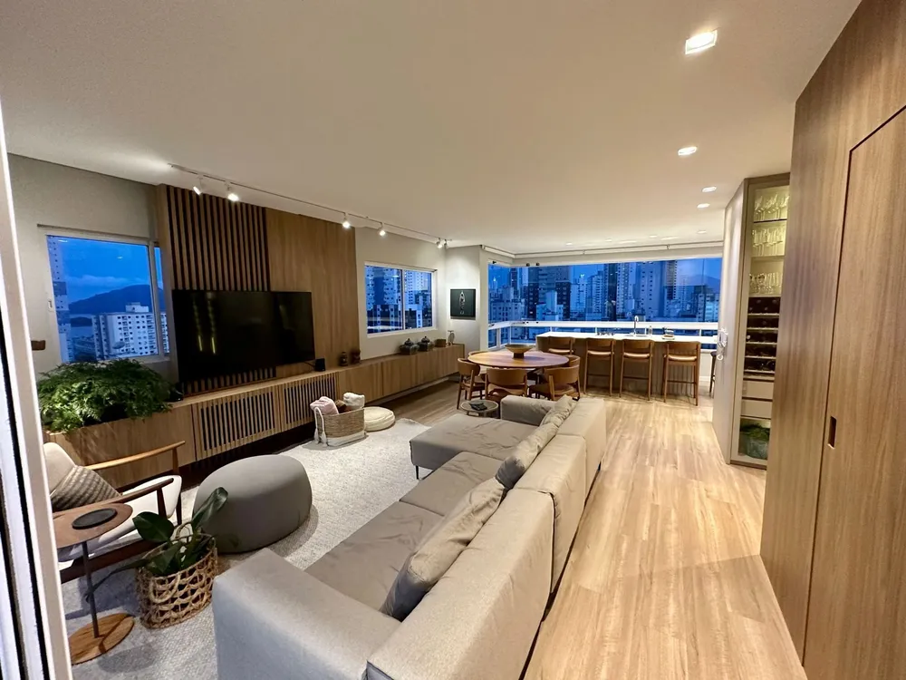 Cobertura, 4 quartos, 240 m² - Foto 1