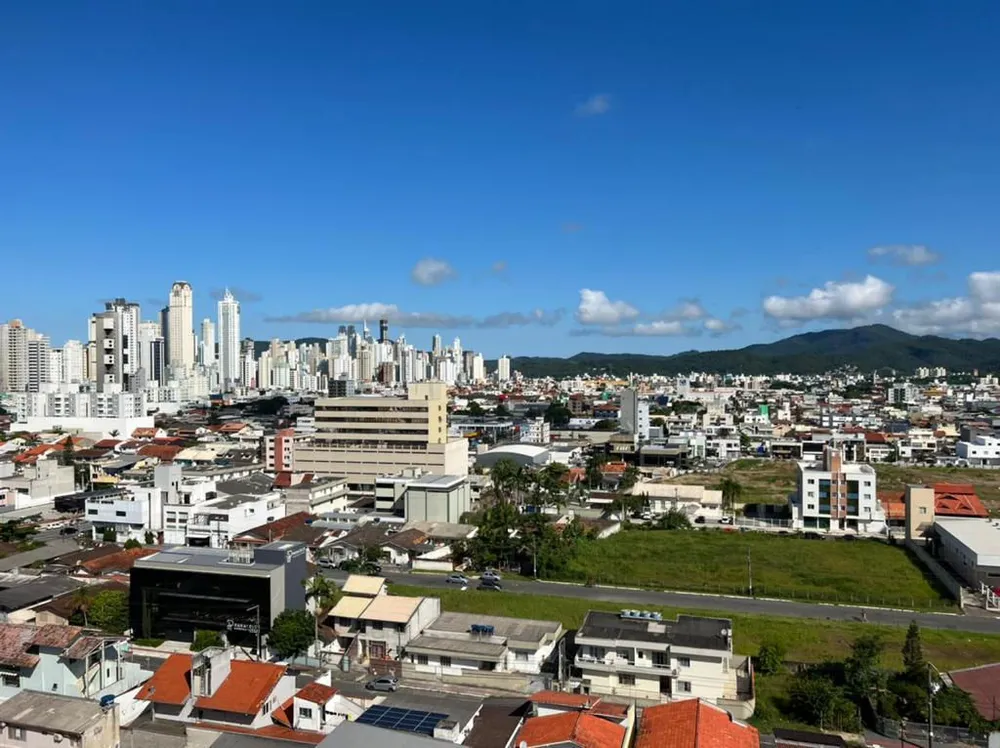 Apartamento, 2 quartos, 69 m² - Foto 2