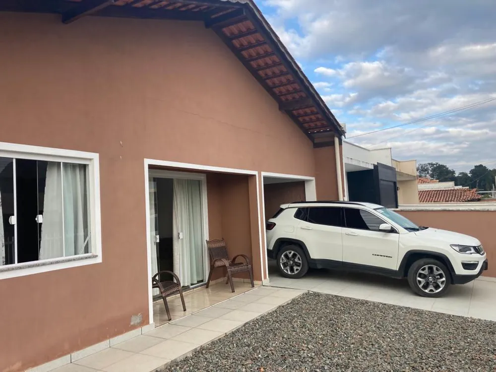 Casa, 4 quartos, 135 m² - Foto 2