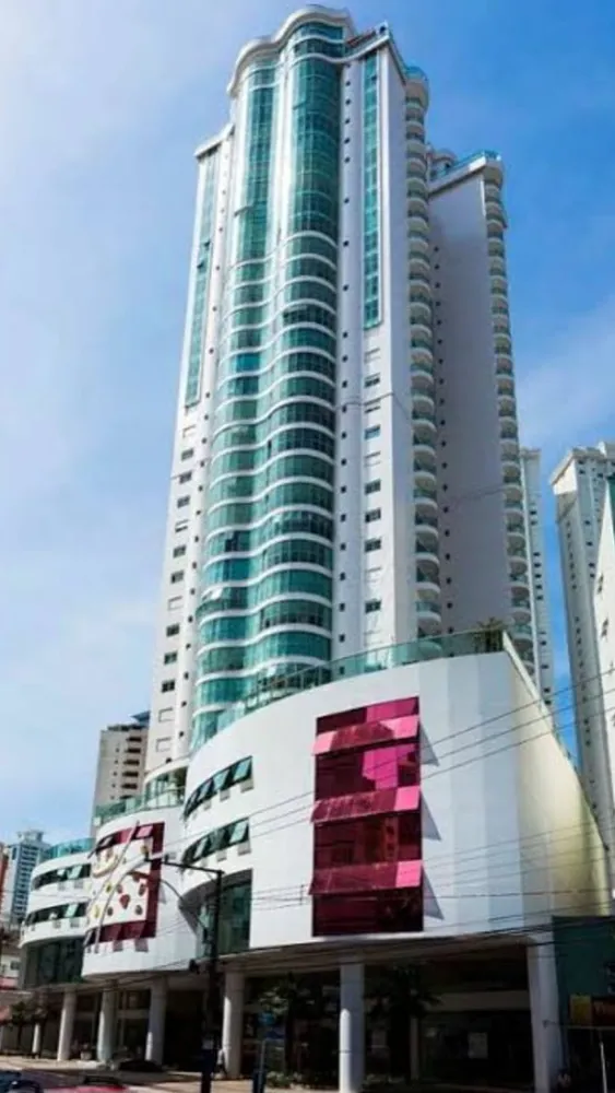 Apartamento, 4 quartos, 233 m² - Foto 1