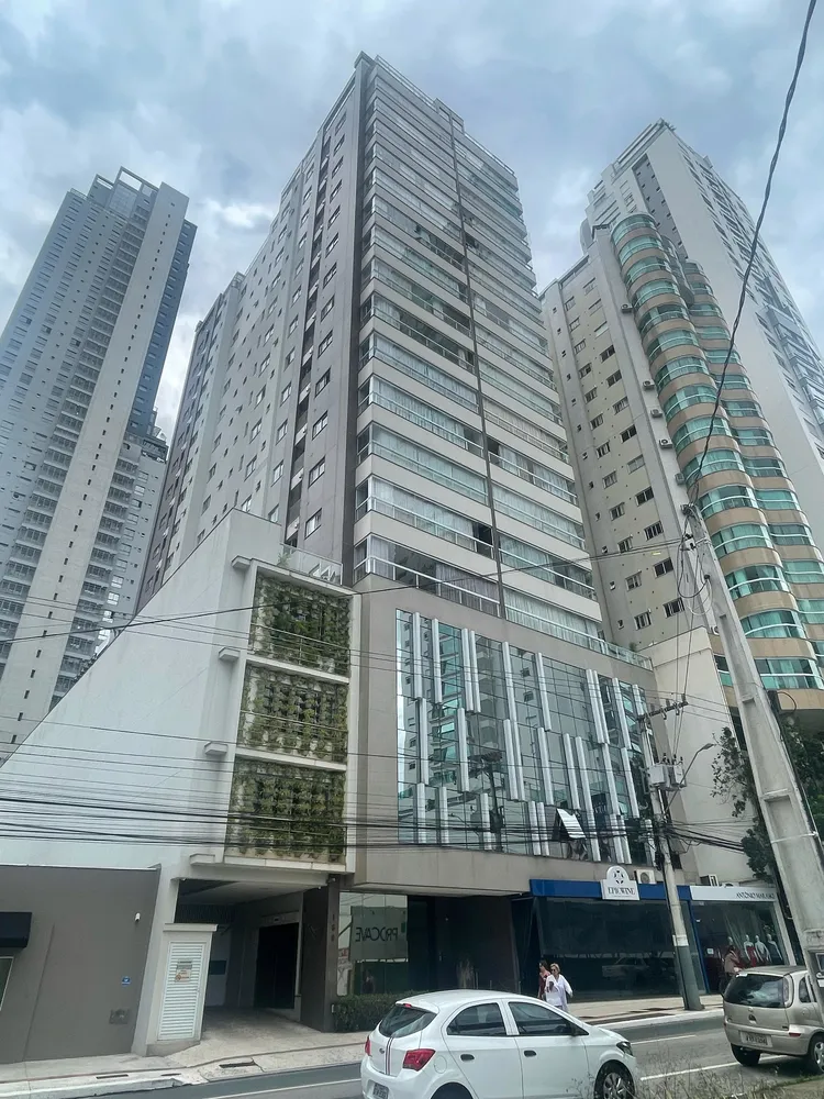 Apartamento, 2 quartos, 243 m² - Foto 1