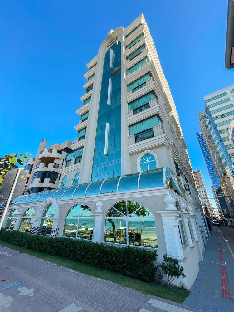 Apartamento, 3 quartos, 169 m² - Foto 2