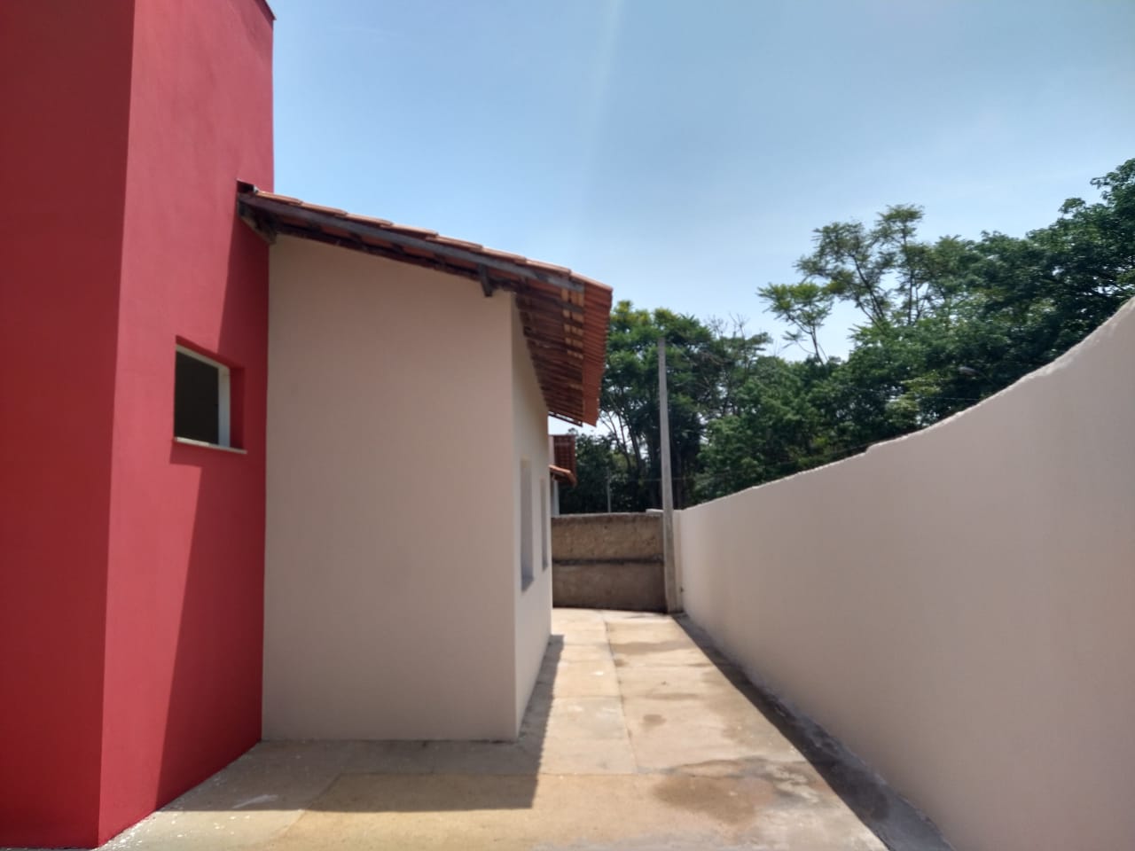 Casa à venda com 3 quartos, 82m² - Foto 4