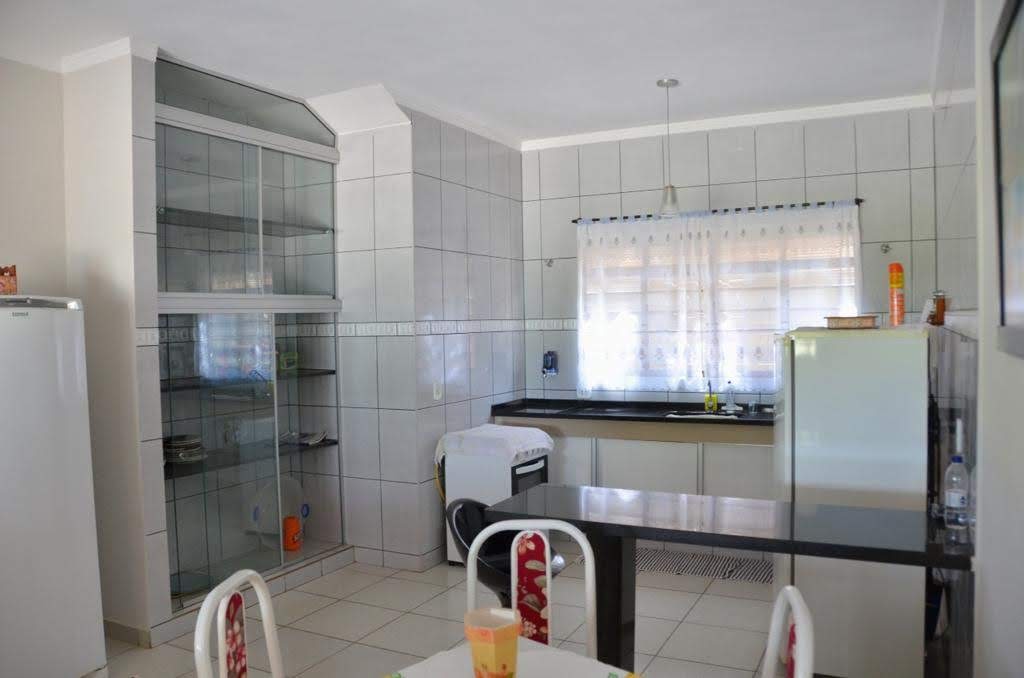 Chácara à venda com 4 quartos, 2480m² - Foto 2