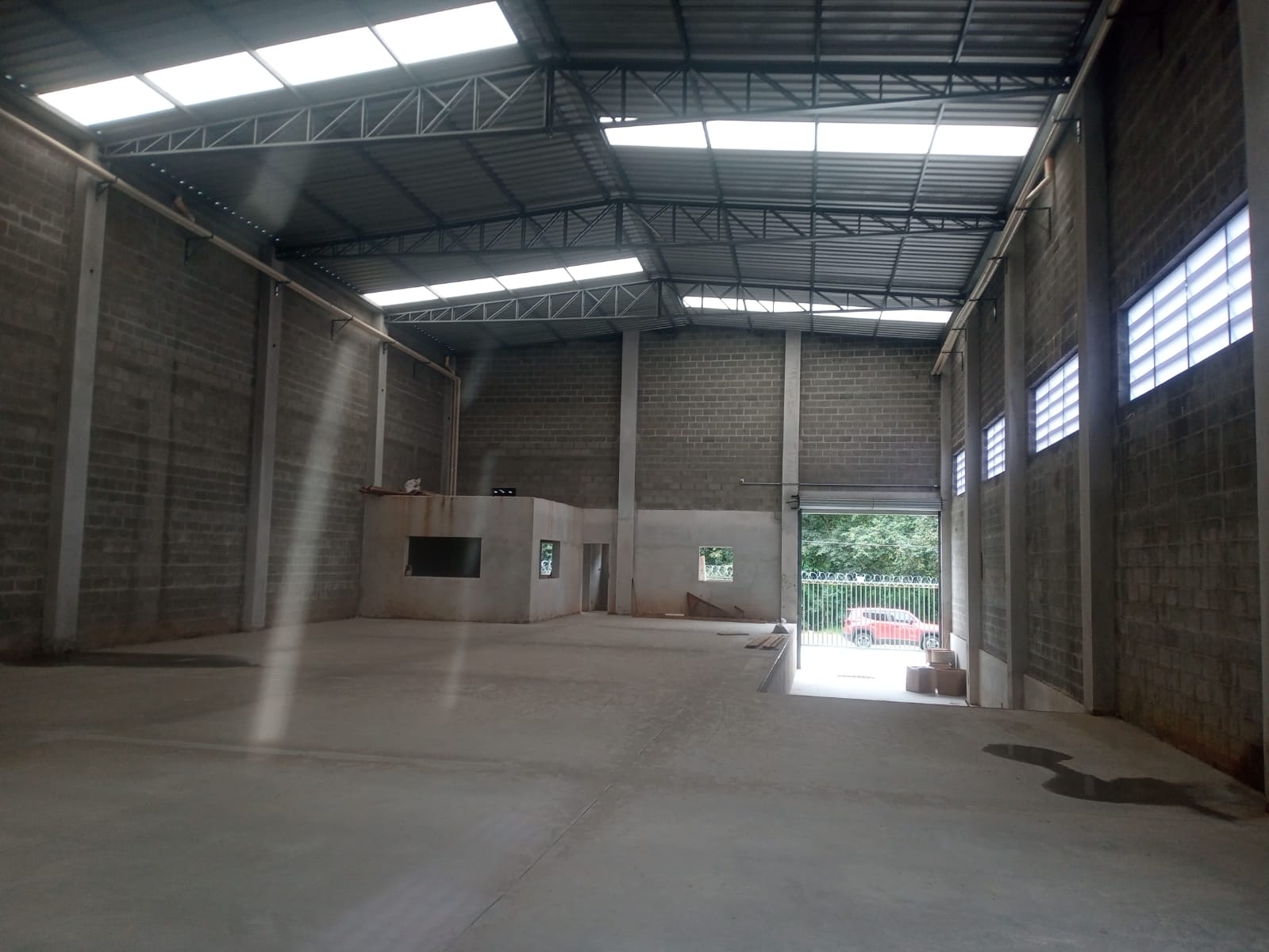 Depósito-Galpão-Armazém à venda e aluguel, 700m² - Foto 7