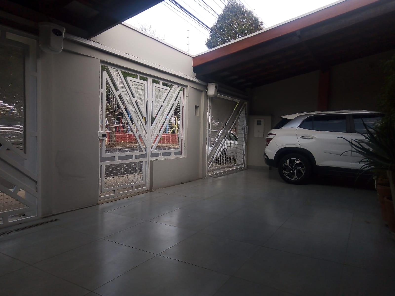 Casa de Vila para alugar com 3 quartos, 100m² - Foto 1