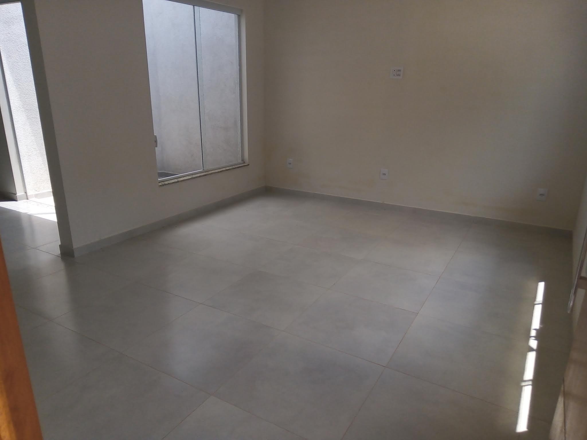 Casa à venda com 2 quartos, 110m² - Foto 2