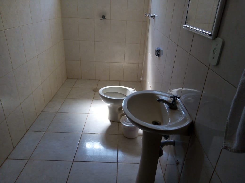 Casa à venda e aluguel com 3 quartos, 200m² - Foto 16