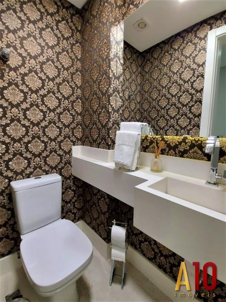 Apartamento à venda com 3 quartos, 209m² - Foto 8