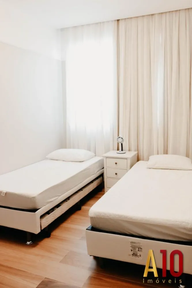 Cobertura, 3 quartos, 318 m² - Foto 1