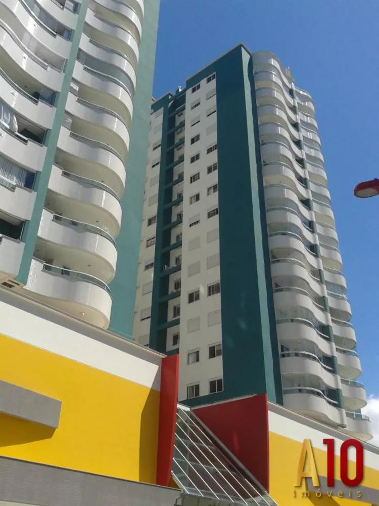 Apartamento à venda com 3 quartos, 107m² - Foto 4