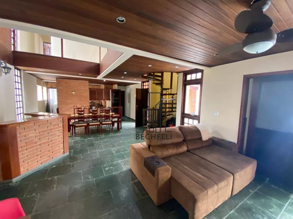 Casa, 4 quartos, 240 m² - Foto 8