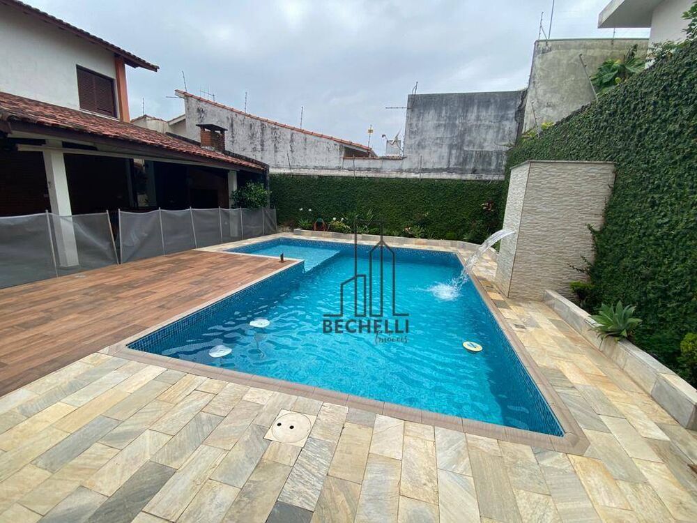 Casa, 4 quartos, 240 m² - Foto 4