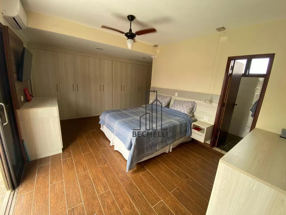 Casa, 4 quartos, 240 m² - Foto 14