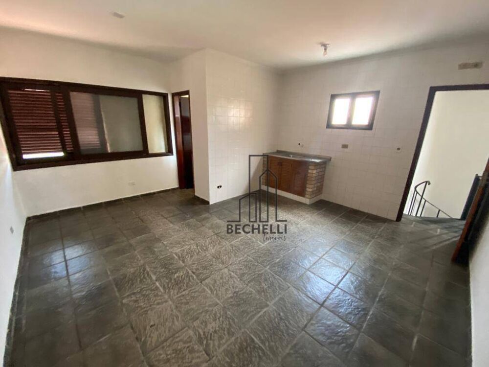 Casa, 4 quartos, 240 m² - Foto 22