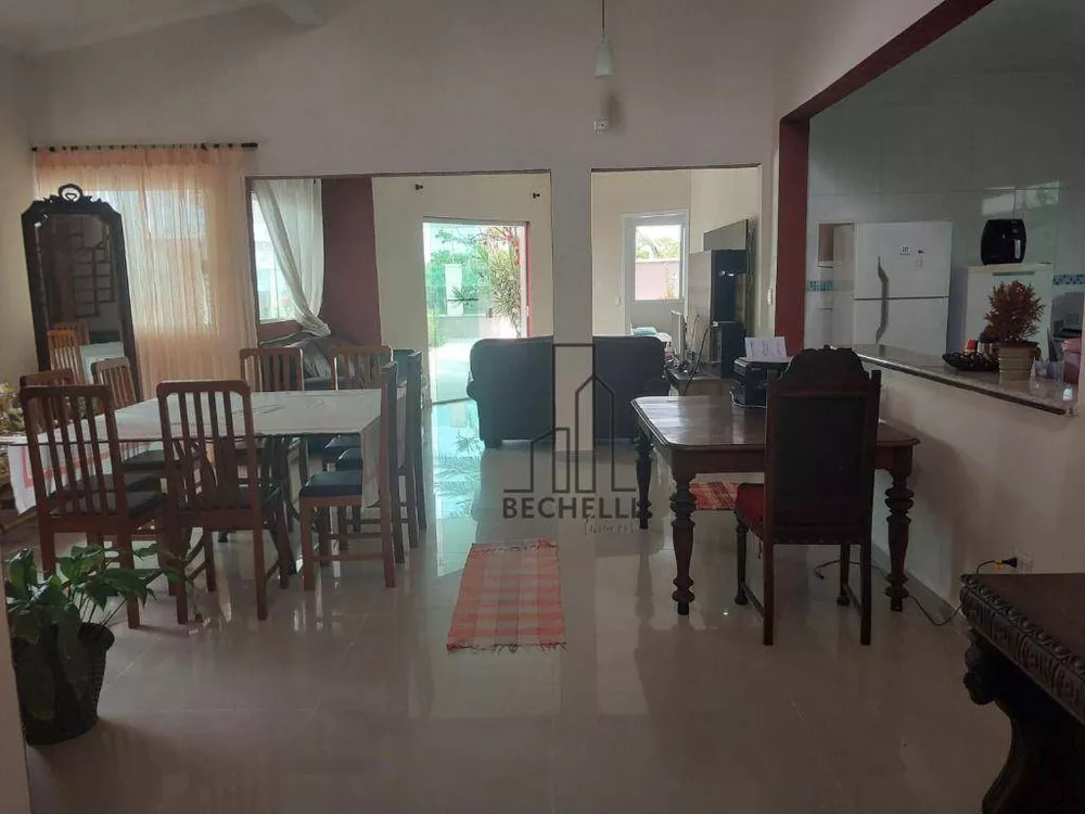 Casa, 4 quartos, 220 m² - Foto 4