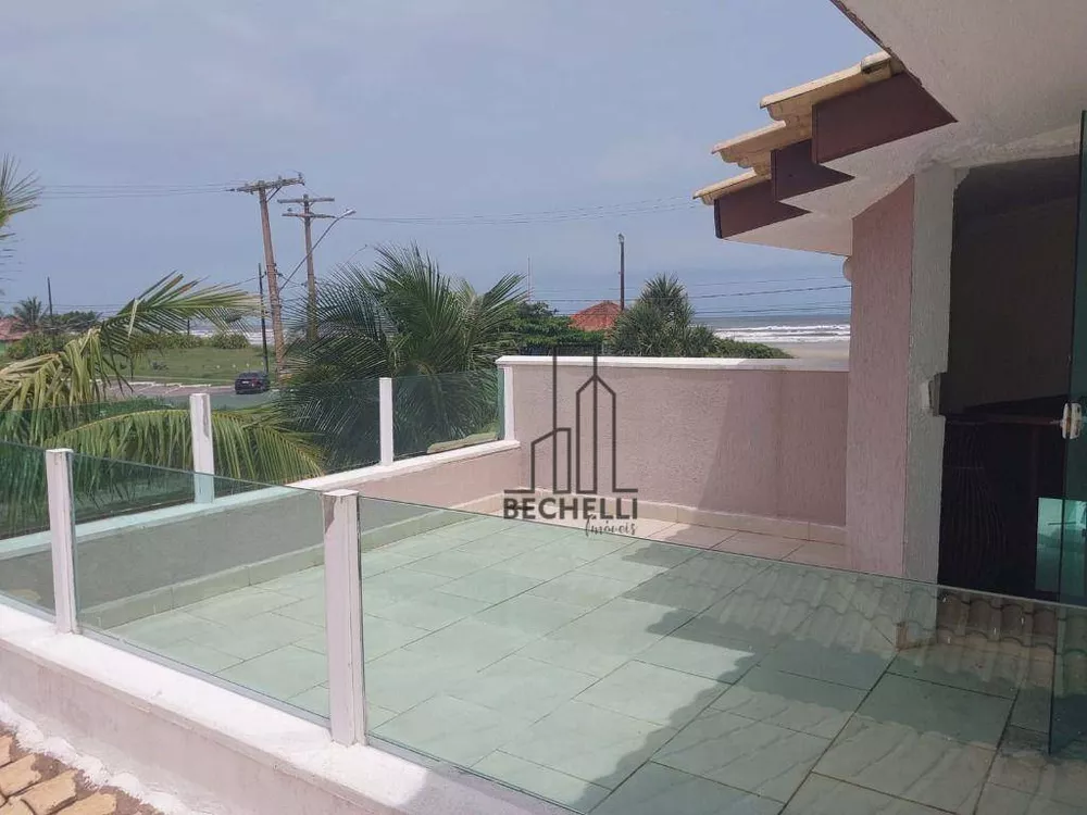 Casa, 4 quartos, 220 m² - Foto 1