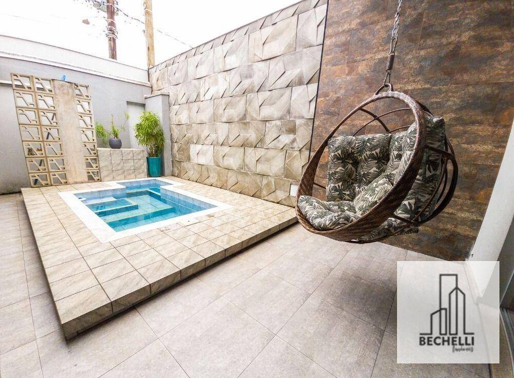 Casa, 4 quartos, 209 m² - Foto 1