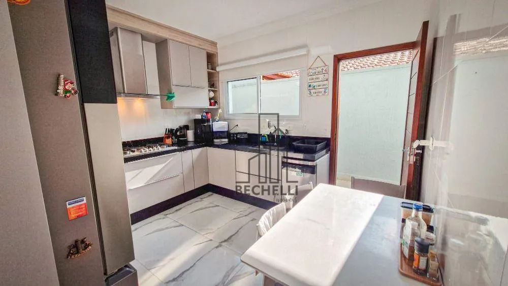 Casa, 3 quartos, 174 m² - Foto 4