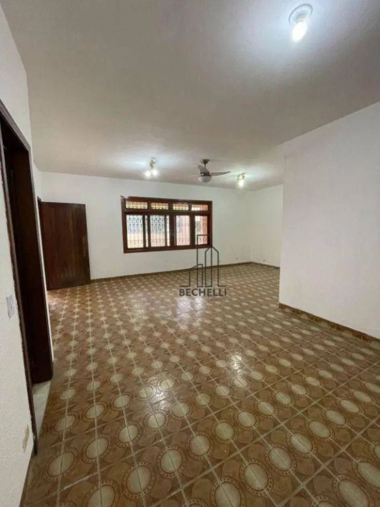 Casa, 3 quartos, 228 m² - Foto 3