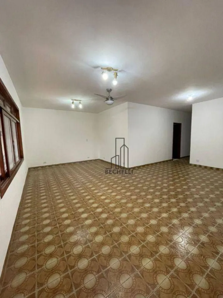 Casa, 3 quartos, 228 m² - Foto 4