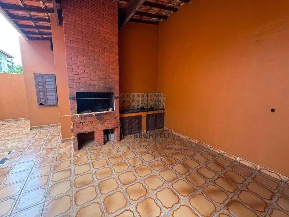 Casa, 5 quartos, 288 m² - Foto 2