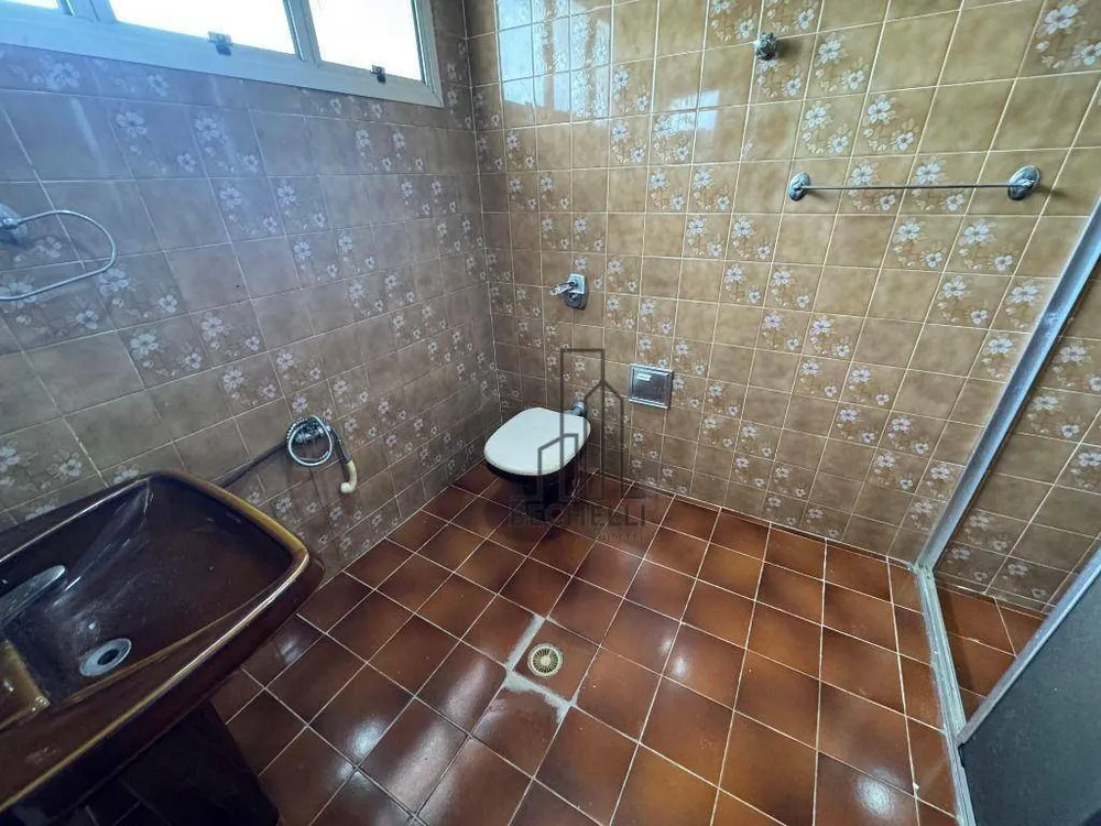 Casa, 5 quartos, 288 m² - Foto 2