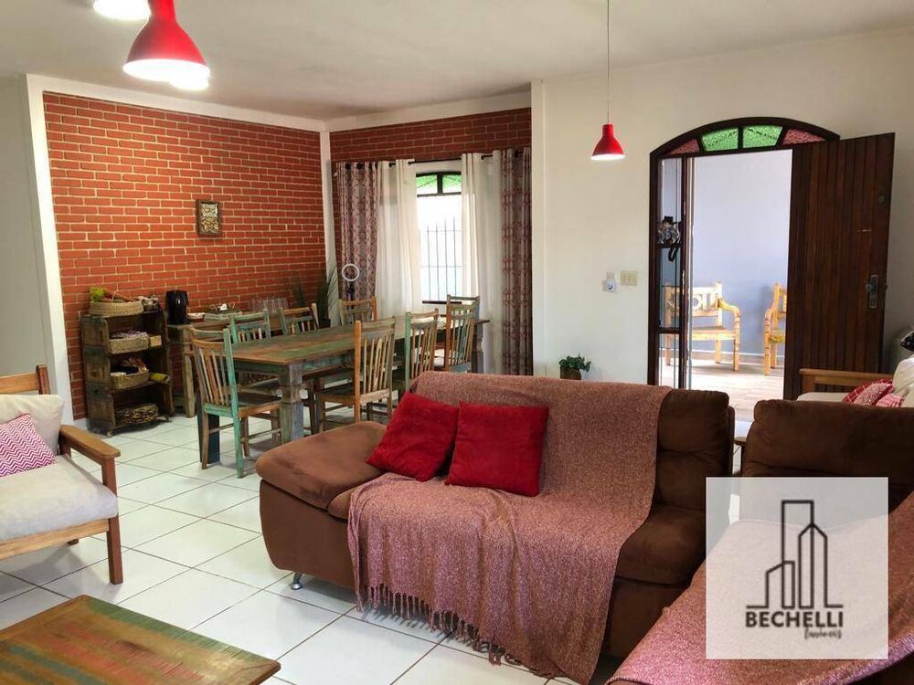 Casa, 4 quartos, 294 m² - Foto 2