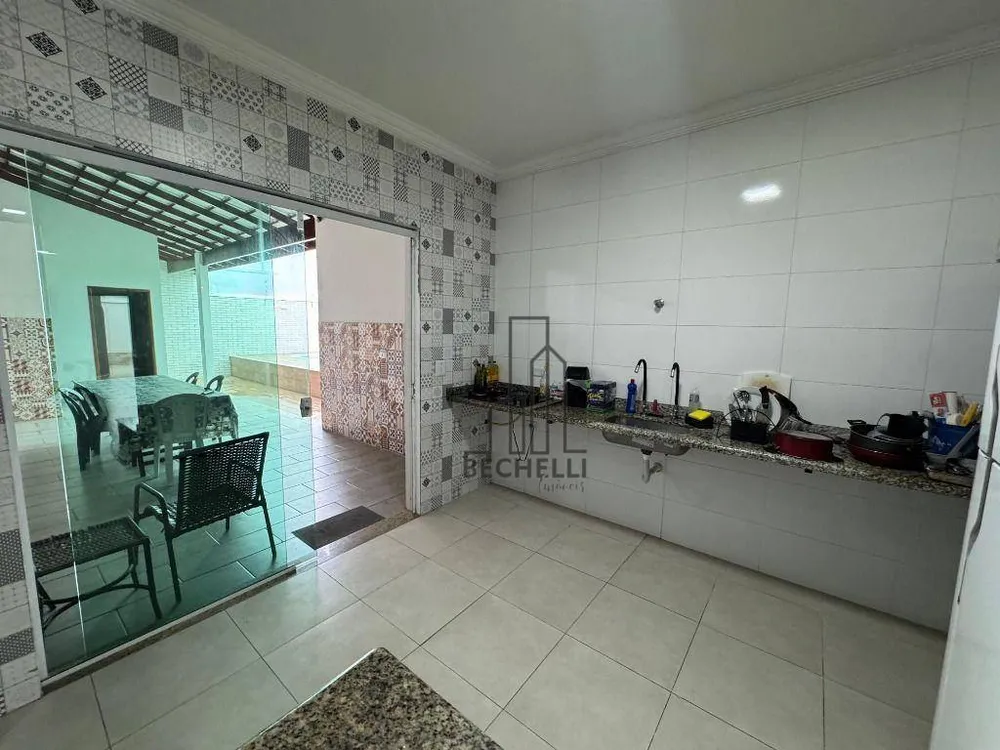 Casa, 4 quartos, 227 m² - Foto 5
