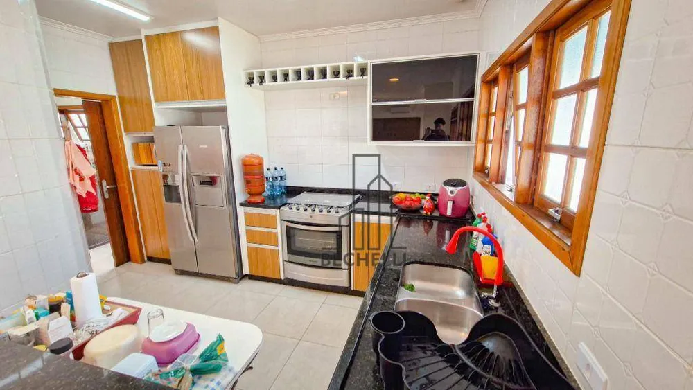 Casa, 5 quartos, 234 m² - Foto 2