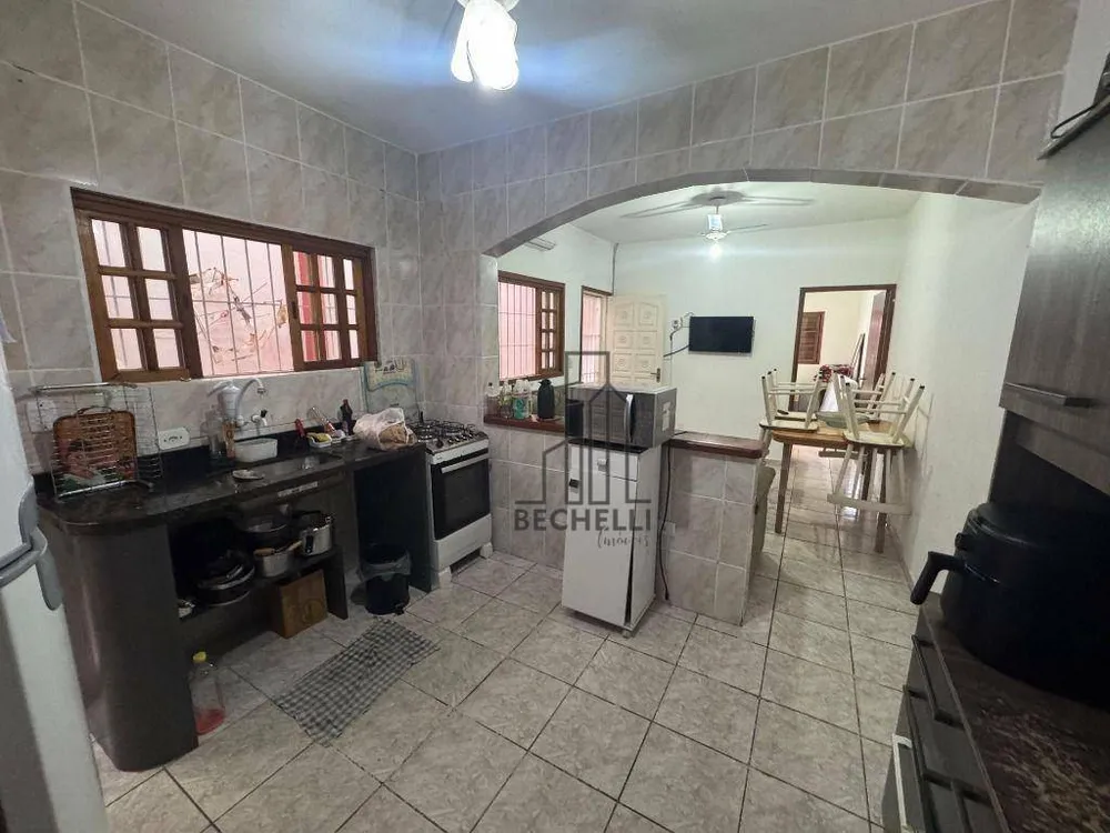Casa, 3 quartos, 66 m² - Foto 2
