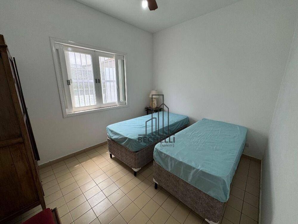 Casa, 4 quartos, 146 m² - Foto 1