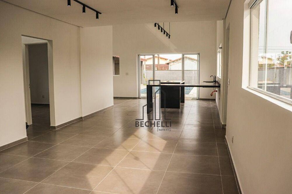Casa, 3 quartos, 127 m² - Foto 1